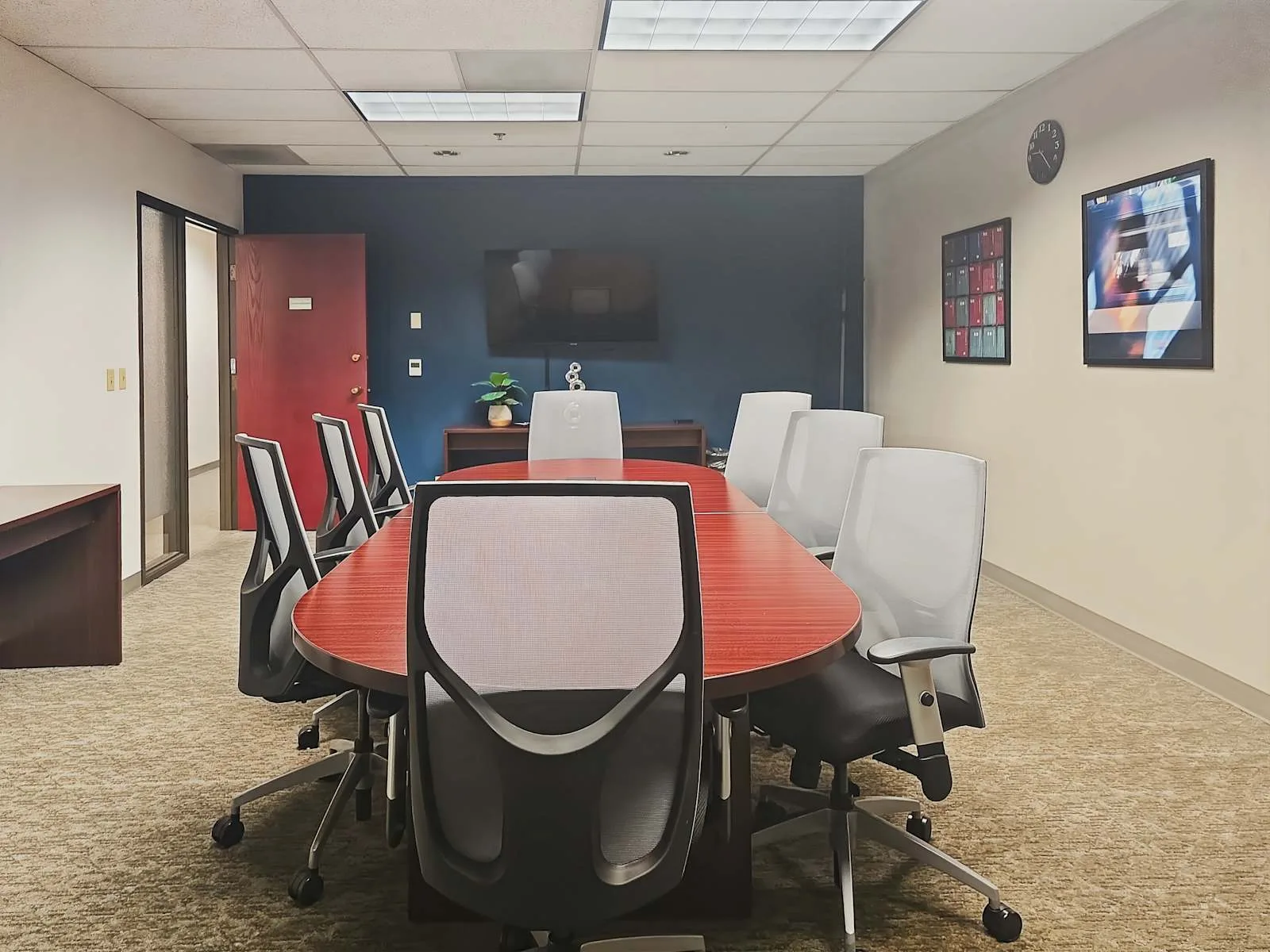 Regus OR, Clackamas - Three Town Center, Meeting room for 8 people, Clackamas, OR