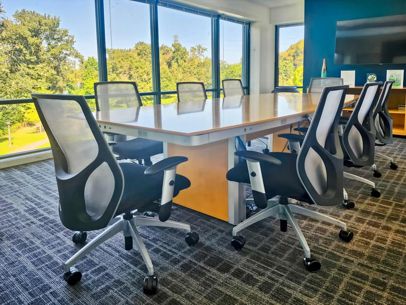 Regus OR, Portland - River Park Center, Meeting room for 10 people, Portland, OR