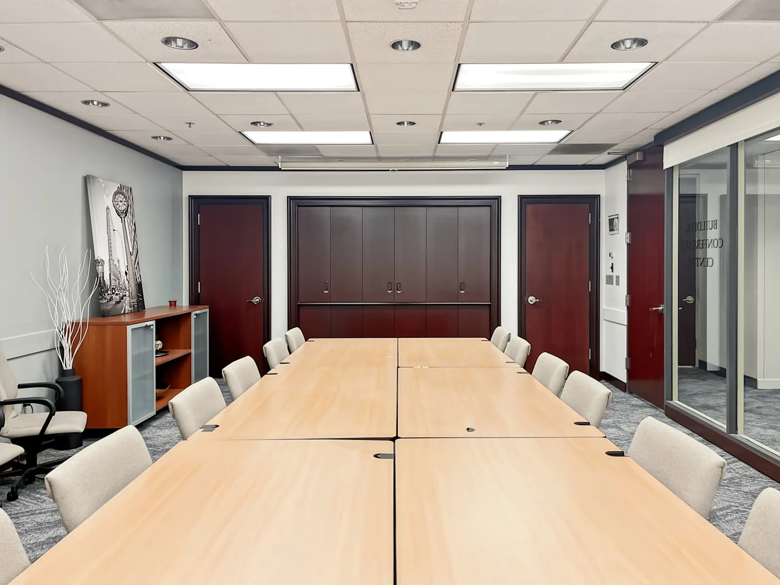 Regus OR, Portland - Sixth & Main, Meeting room for 12 people, Portland, OR