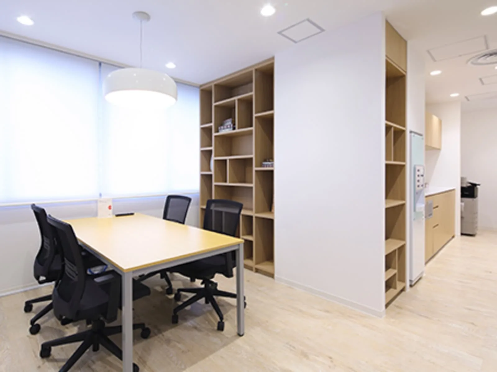Regus OSAKA, Hankyu Ibaraki-shi Station, Meeting room for 4 people, Osaka