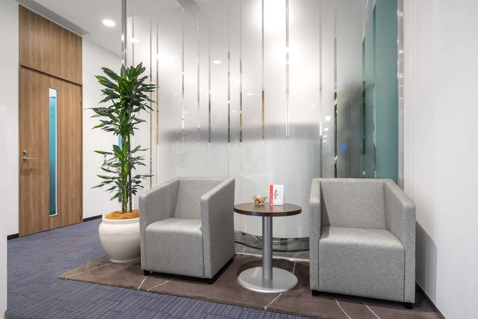 Regus OSAKA, Namba Parks, Lounge, Osaka
