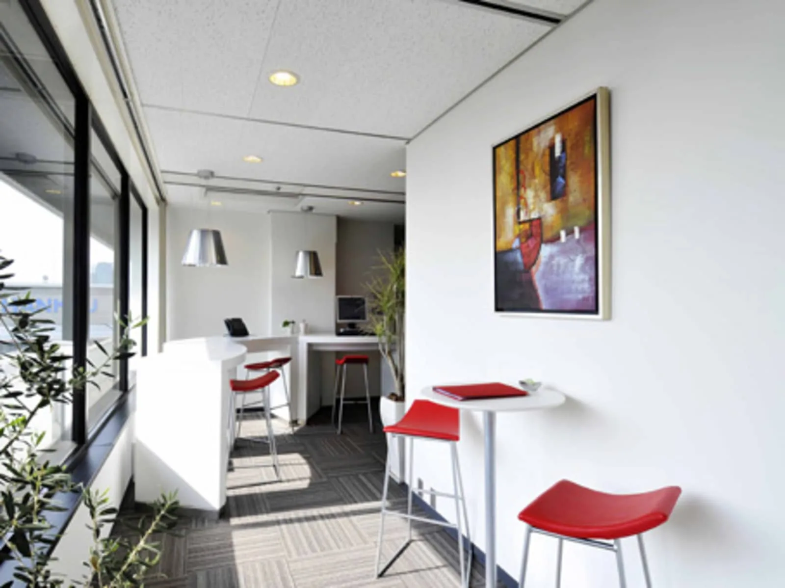 Regus OSAKA, Umeda、ラウンジ、大阪