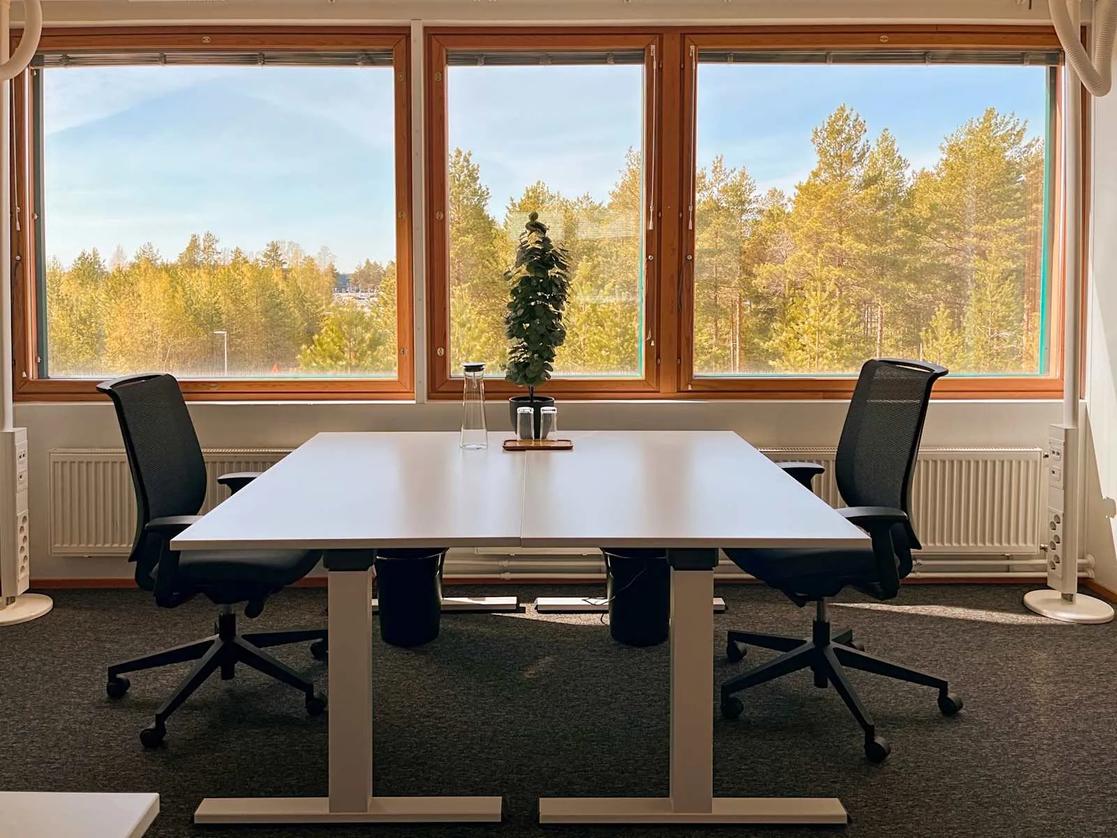 Regus Oulu, Pilot Business Park, Oma toimisto 2 työpisteelle, Oulu