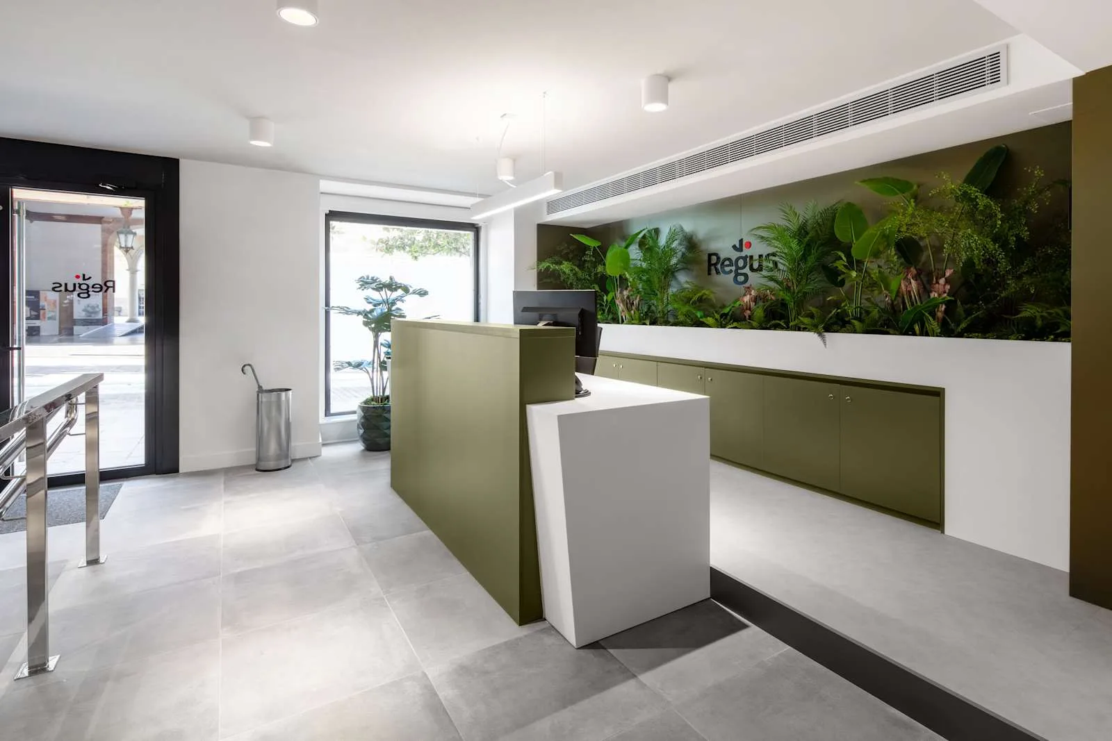 Regus Oviedo, Mendizábal, Reception, Oviedo