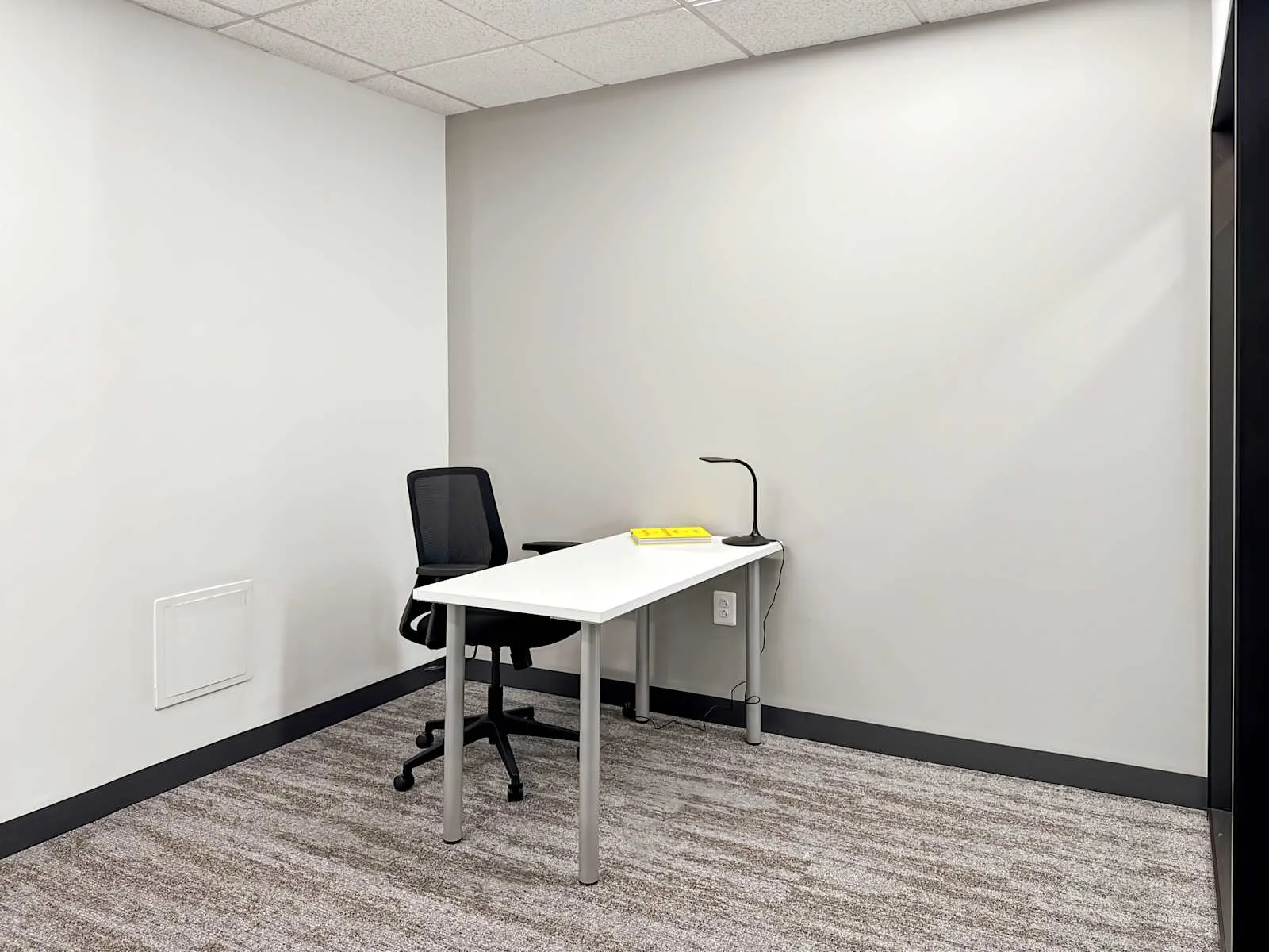 Regus PA, King of Prussia - American Ave, Private office, 1 desk, King of Prussia, PA