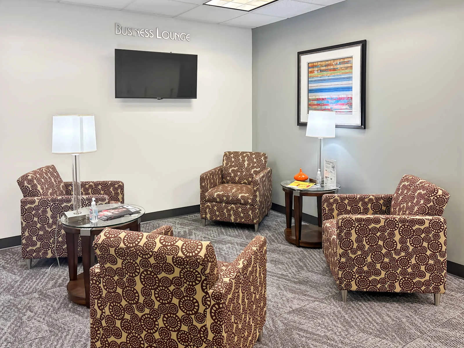 Regus PA, Newtown Square - Newtown Square Corporate Campus, Lounge, Newtown Square, PA