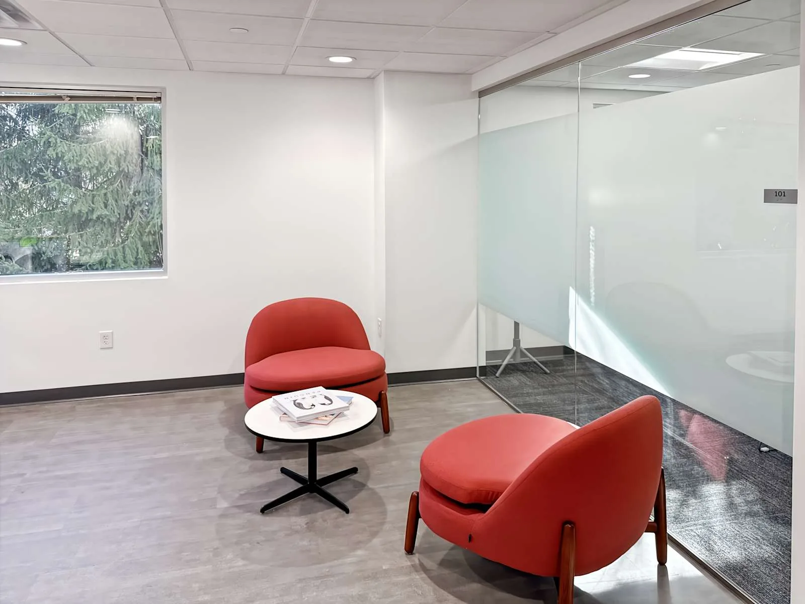 Regus PA, Newtown Square - West Chester Pike, Lounge, Newtown Square, PA