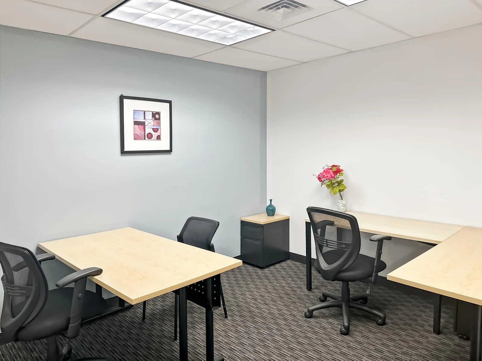 Regus PA, Philadelphia - International Plaza, Private office, 3 desks, Philadelphia, PA