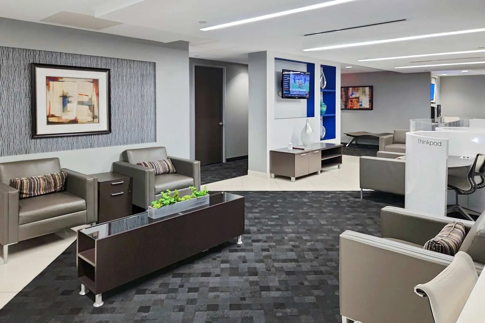Regus PA, Philadelphia - Two Logan, Lounge, Philadelphia, PA