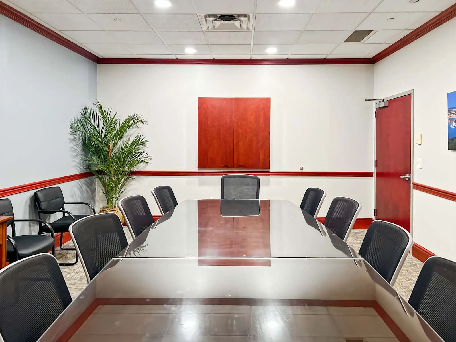 Regus PA, Pittsburgh - Sidney St, Meeting room for 9 people, Pittsburgh, PA