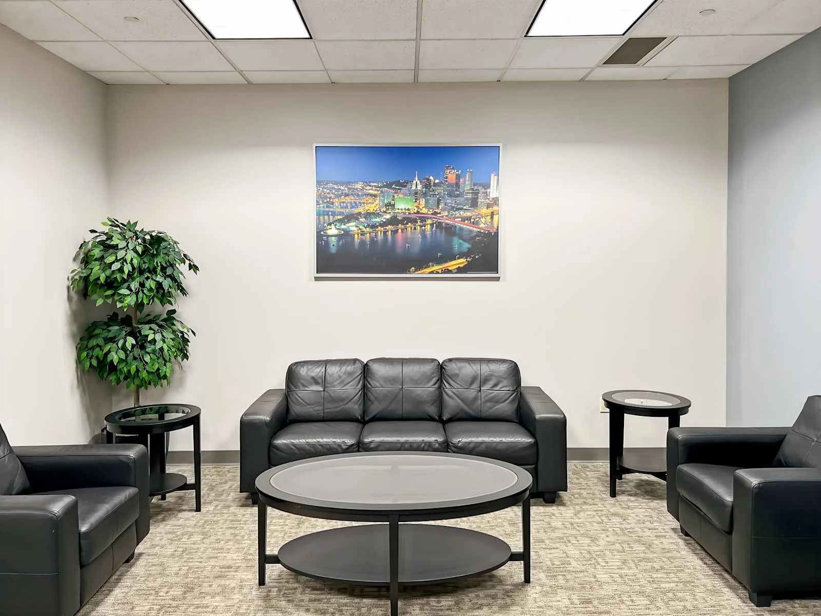 Regus PA, Pittsburgh - Sidney St, Lounge, Pittsburgh, PA
