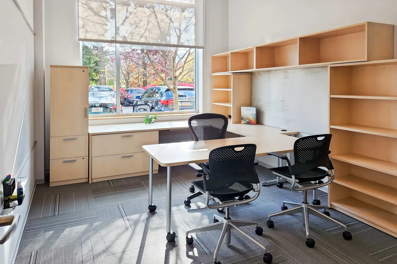 Regus PA, Warrendale - Pennwood Pl, Private office, 1 desk, Warrendale, PA