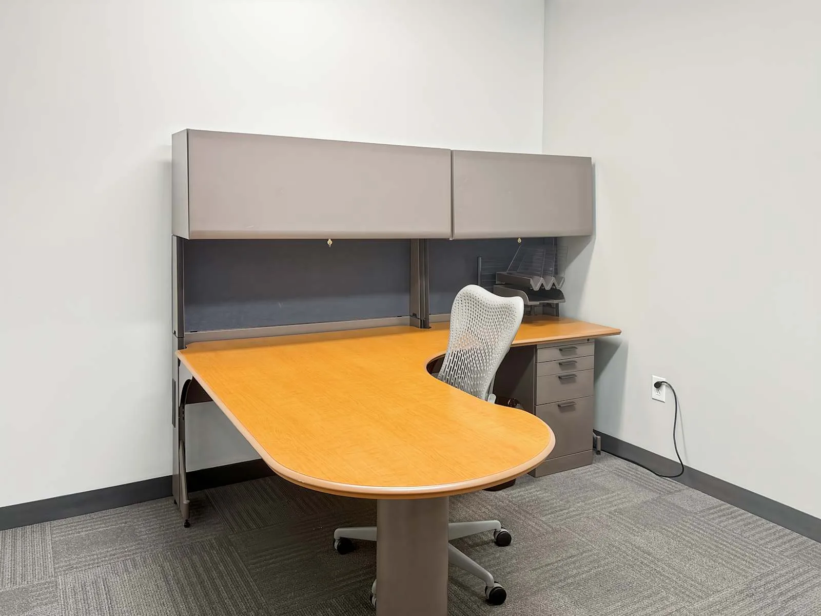 Regus PA, Yardley - W College Avenue, Private office, 1 desk, Yardley, PA