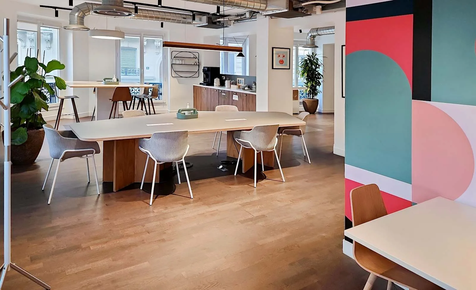 Regus Paris, 2 Rue Jean Lantier, Coworking space, Paris 1er