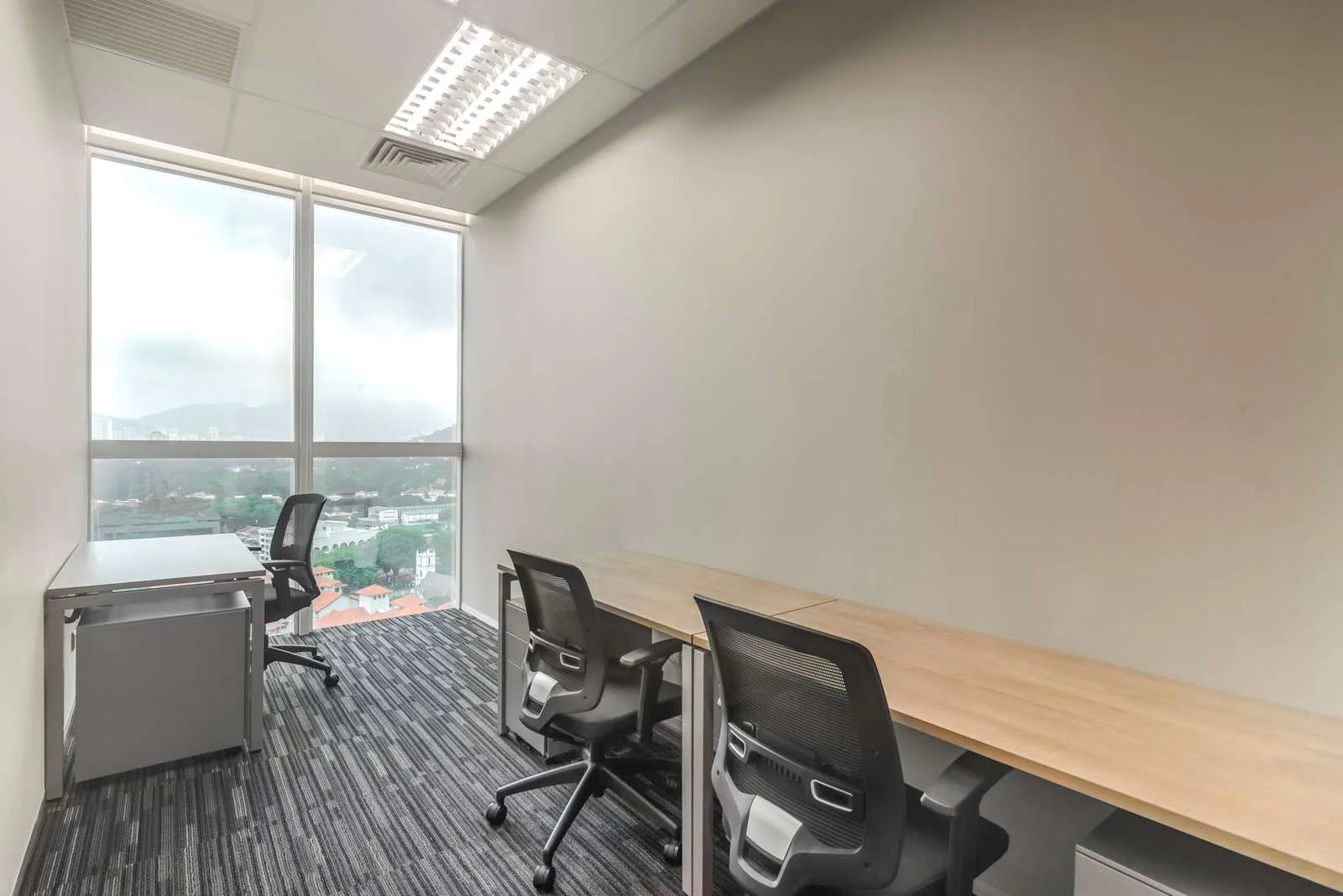 Regus PENANG, Gurney Paragon, Private office, 3 desks, Penang