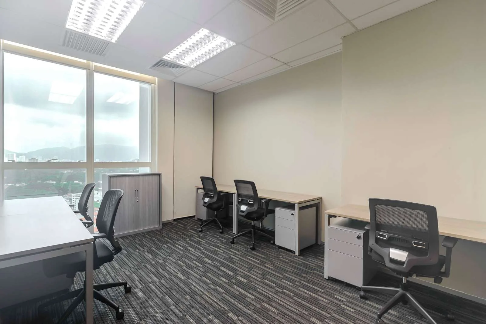 Regus PENANG, Gurney Paragon, Private office, 5 desks, Penang
