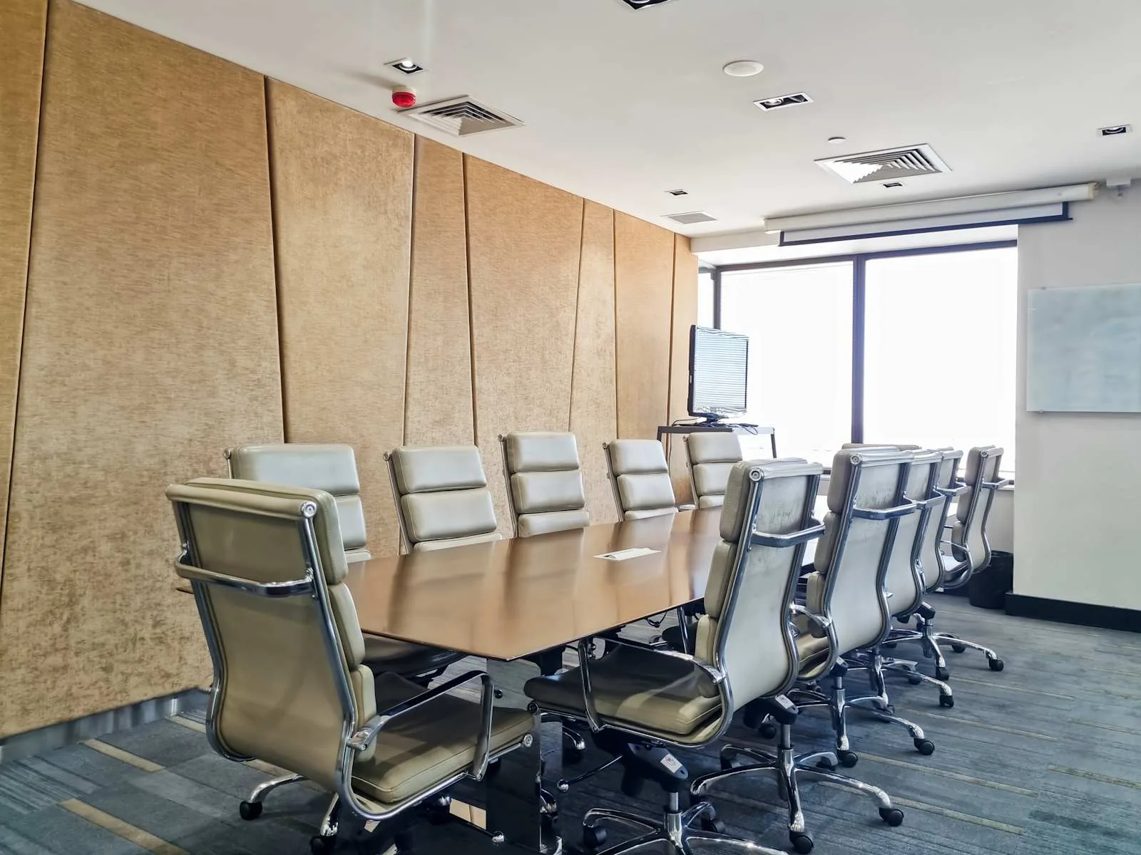 Regus PERTH, St Martins Tower, Meeting room for 13 people, Perth, WA