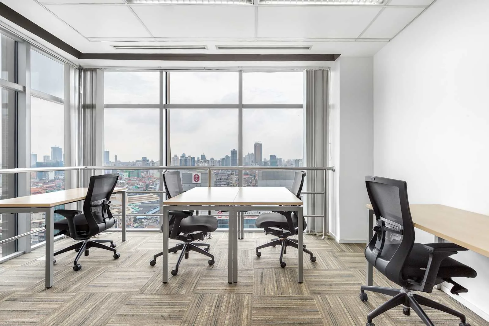 Regus PHNOM PENH, Canadia Bank Tower, Private office, 5 desks, Phnom Penh