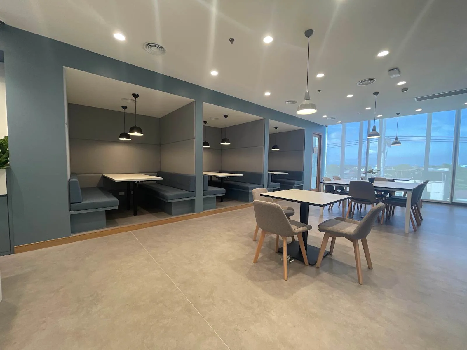 Regus Las Pinas, Colours Town Center, Cafeteria, Las Pinas
