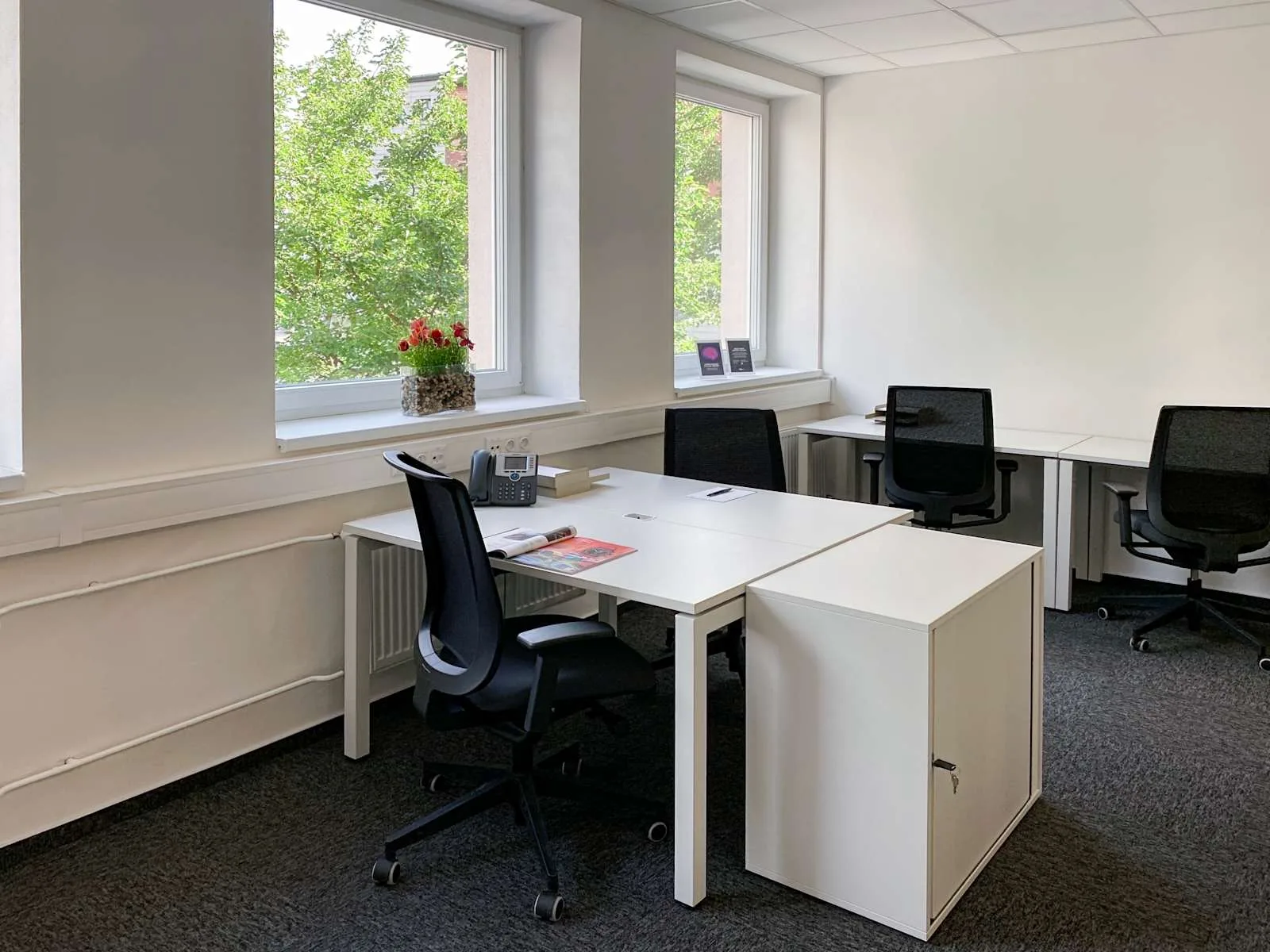 Regus Platan Ostrava, Samostatná kancelář s 4 pracovními místy, Ostrava