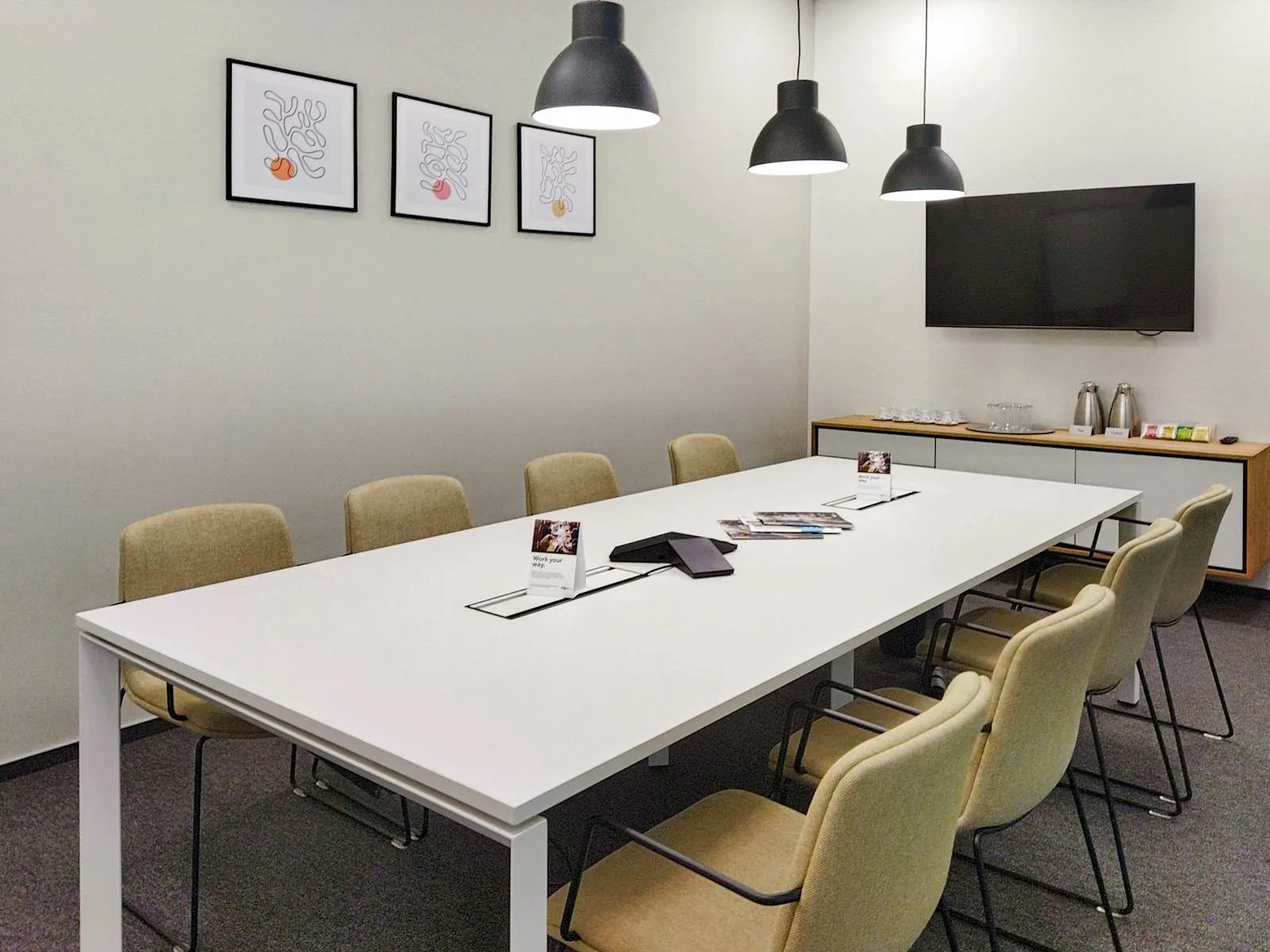 Regus Plovdiv, Kamenitza Park (EUR), Meeting room for 8 people, Plovdiv