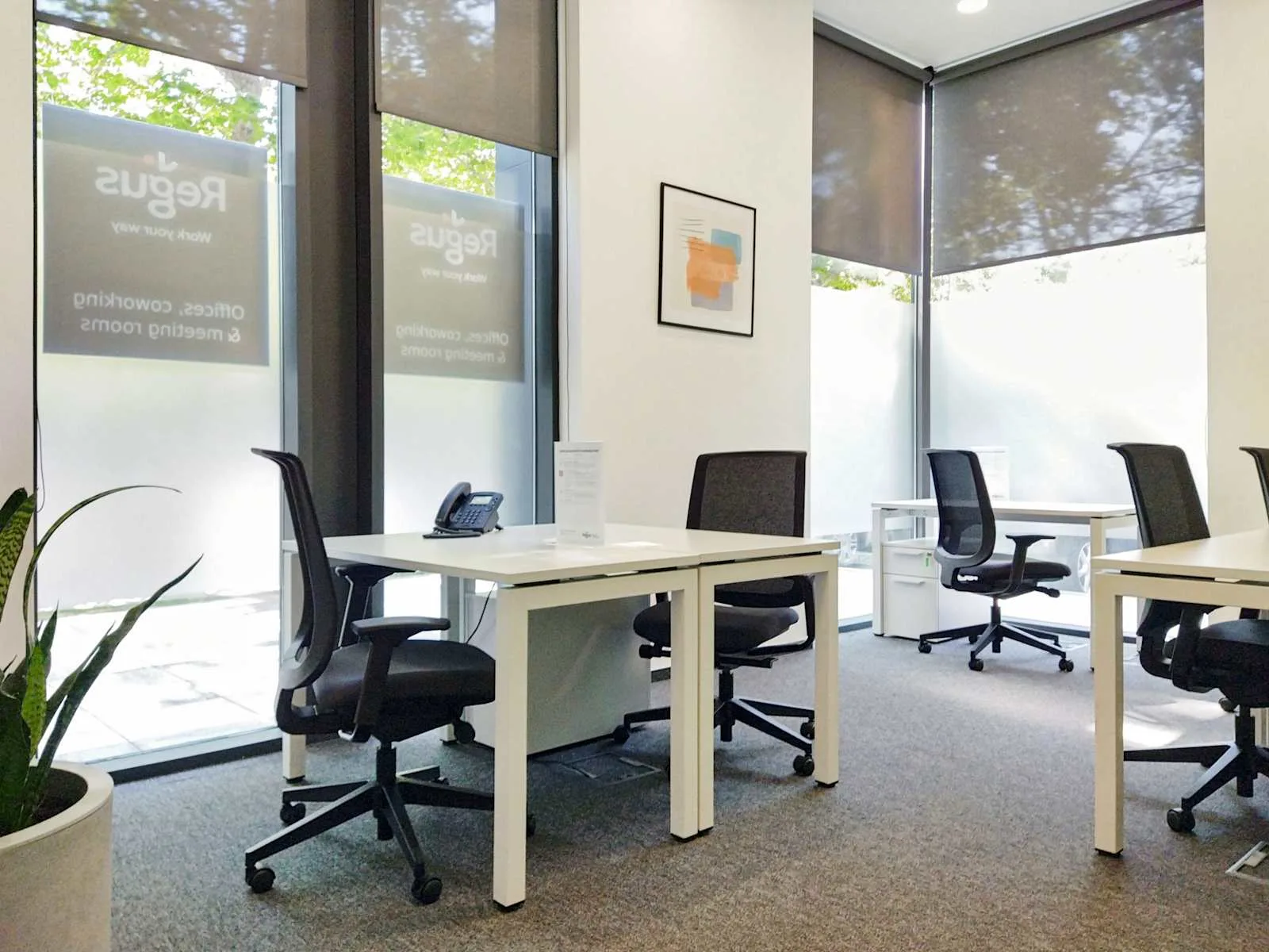 Regus Plovdiv, Kamenitza Park (EUR), Private office, 5 desks, Plovdiv