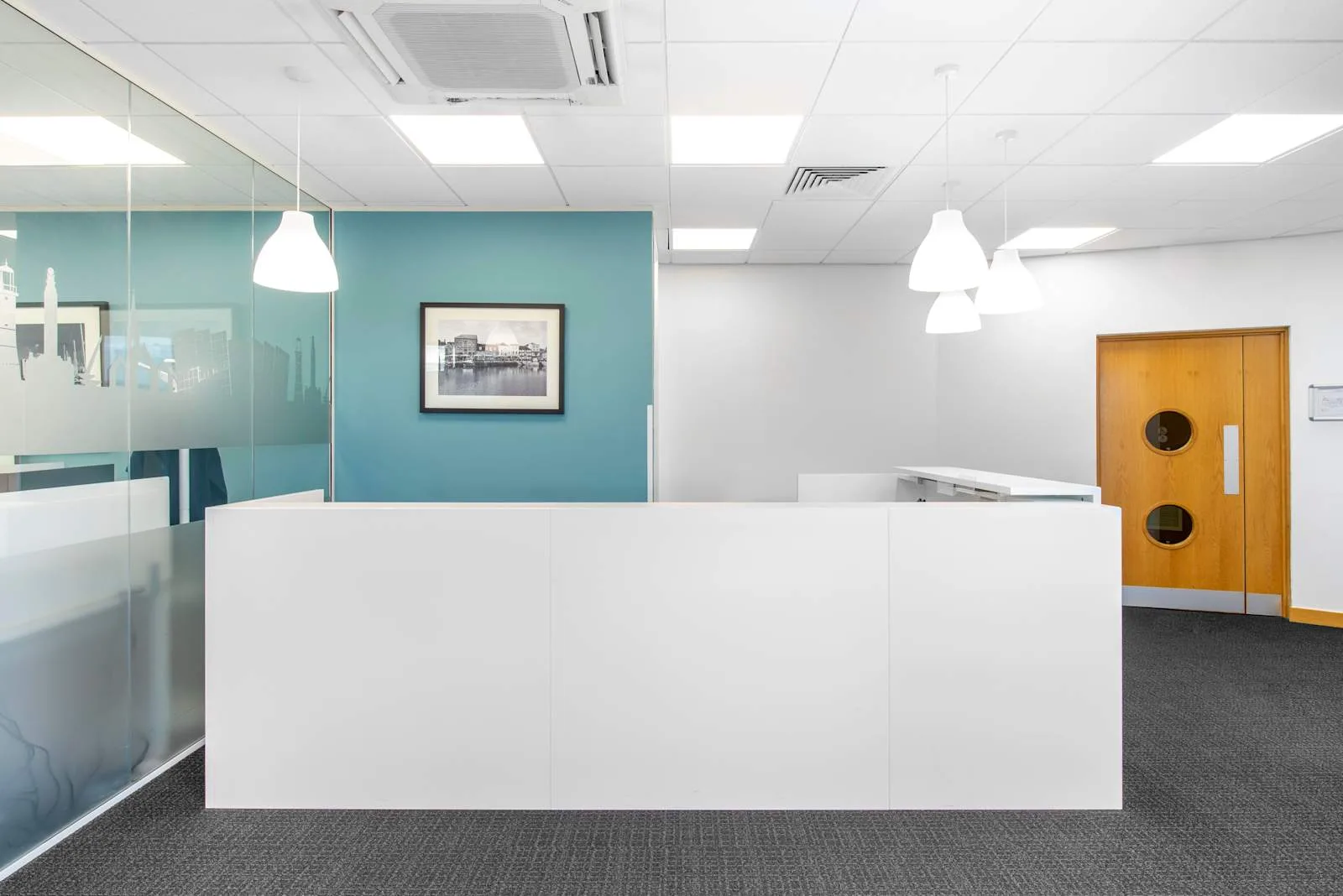 Regus PLYMOUTH, Sutton Harbour, Reception, Plymouth