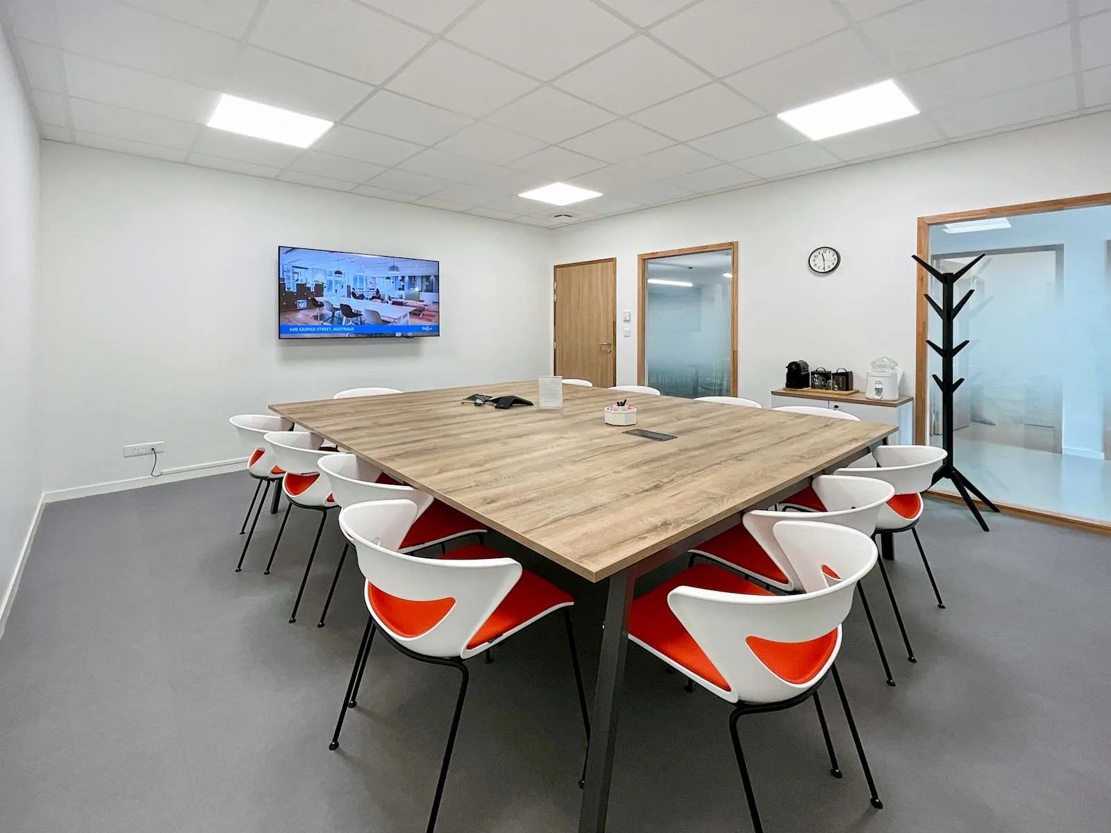 Regus Poitiers, Technopole Futuroscope, Salle de réunion 12 personnes, Chasseneuil-du-Poitou