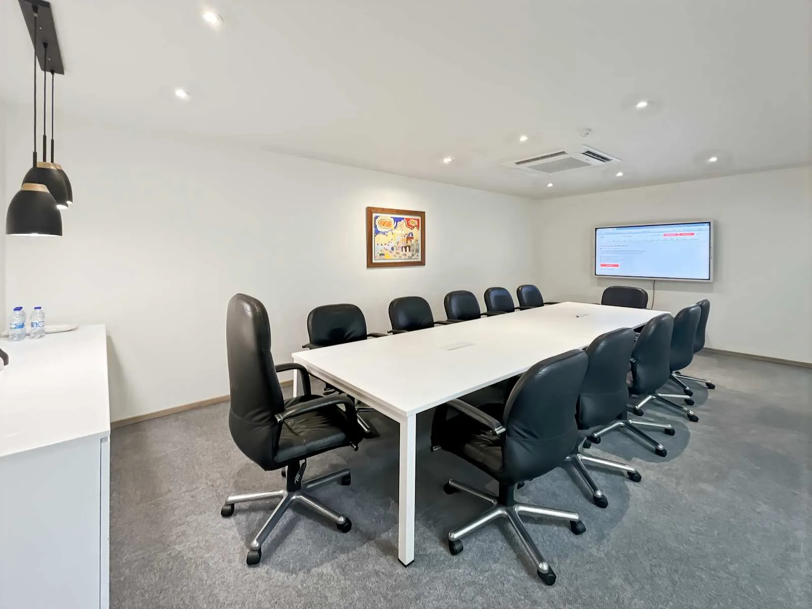 Regus Port Louis, Downtown - USD, Meeting room for 12 people, Port Louis