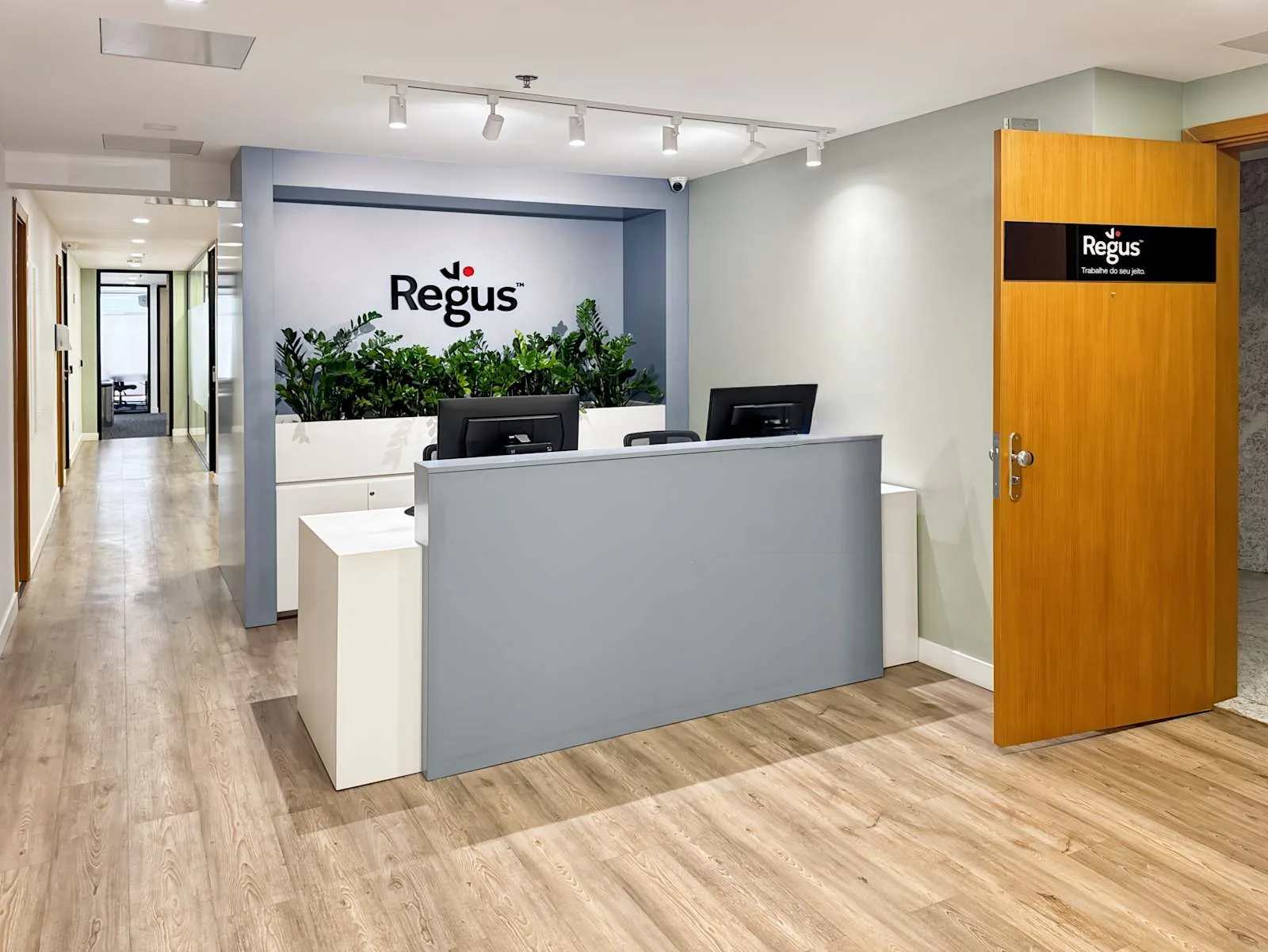 Regus Porto Alegre, Três Figueiras, Receção, Porto Alegre
