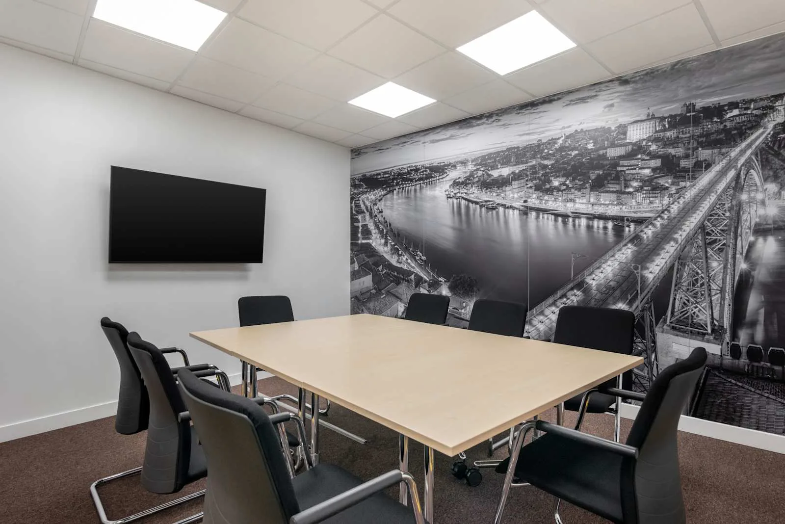 Regus PORTO Boavista, Salle de réunion 8 personnes, Porto