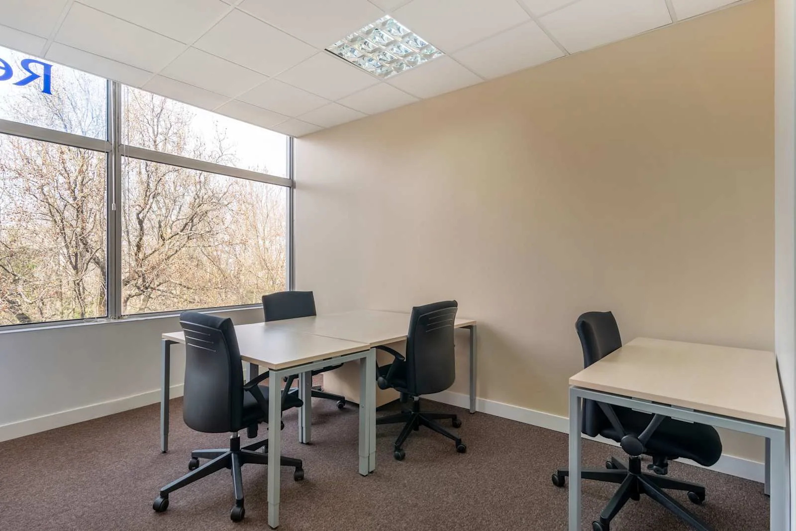 Regus PORTO Boavista, Bureau privatif 4 postes, Porto