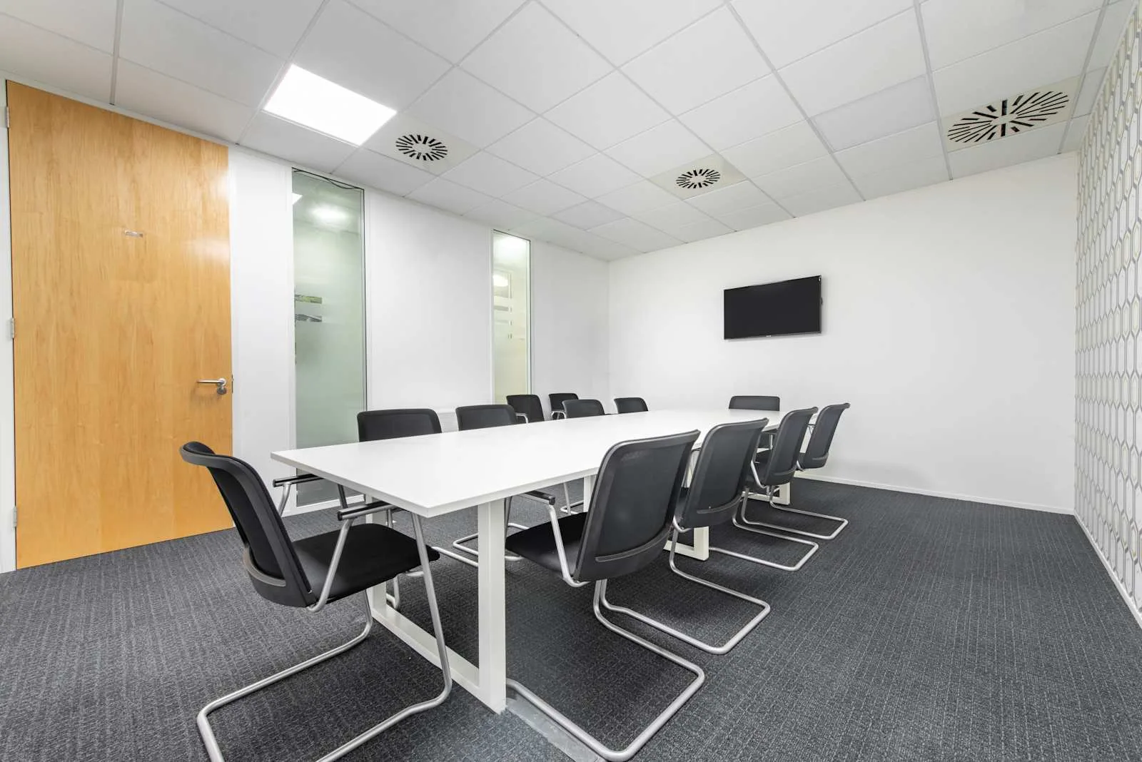 Regus PORTSMOUTH, North Harbour, Meeting room for 12 people, Portsmouth