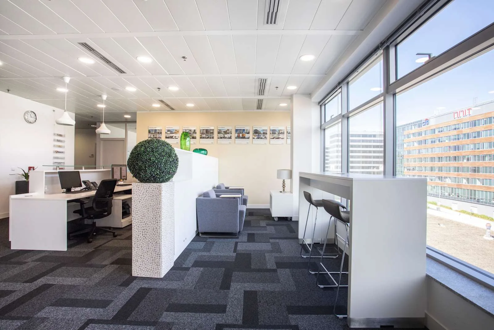 Regus PRAGUE, Nove Butovice, Reception, Prague