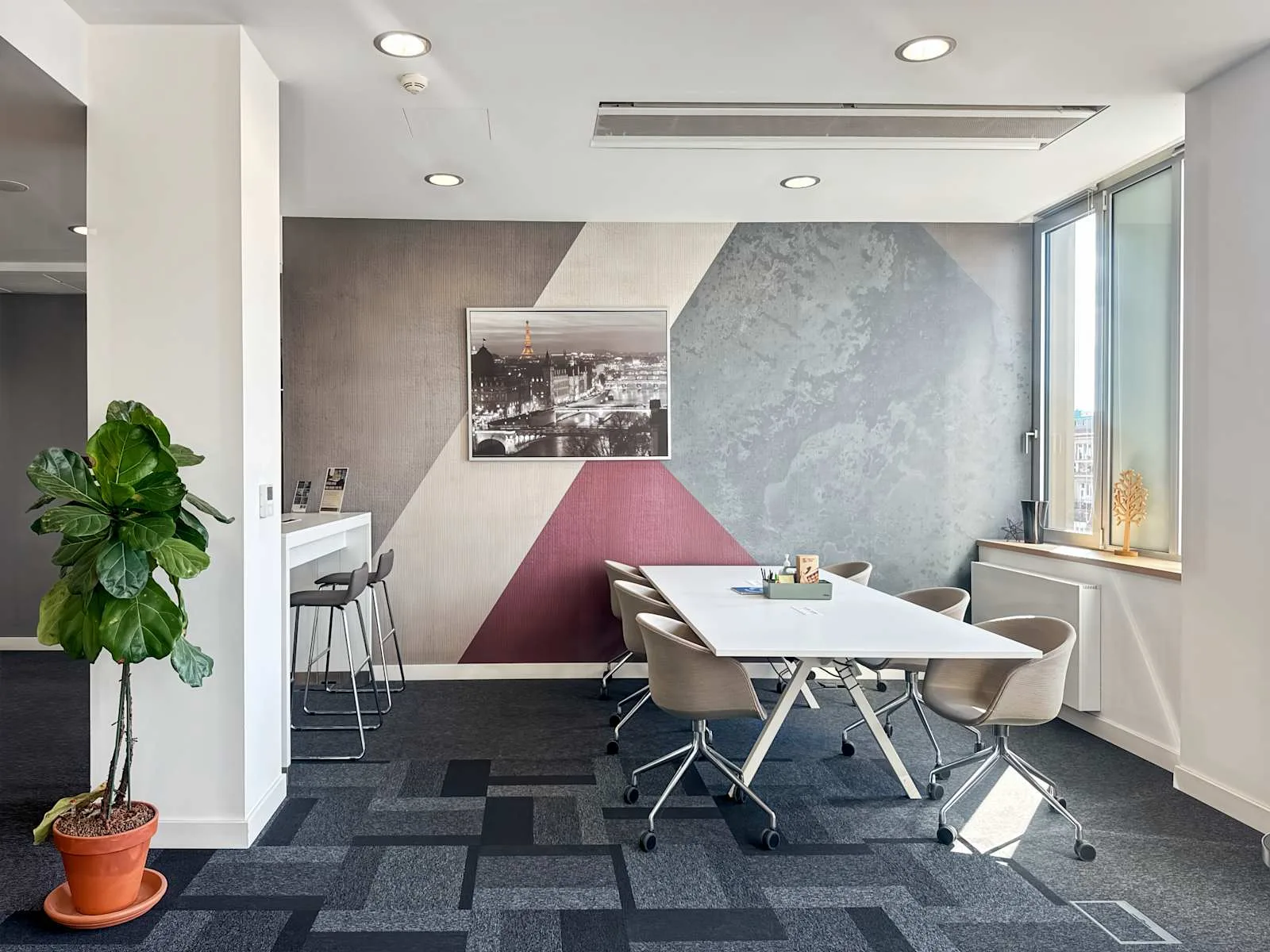 Regus PRAGUE, River Garden, Zasedací místnost pro 6 osob, Praha