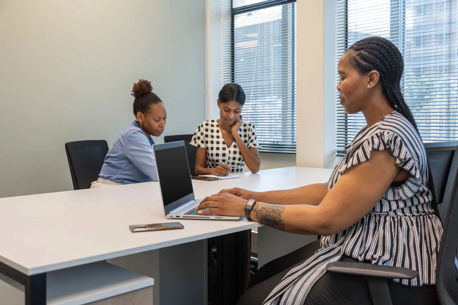 Regus Pretoria, Central, Meeting room for 5 people, Pretoria