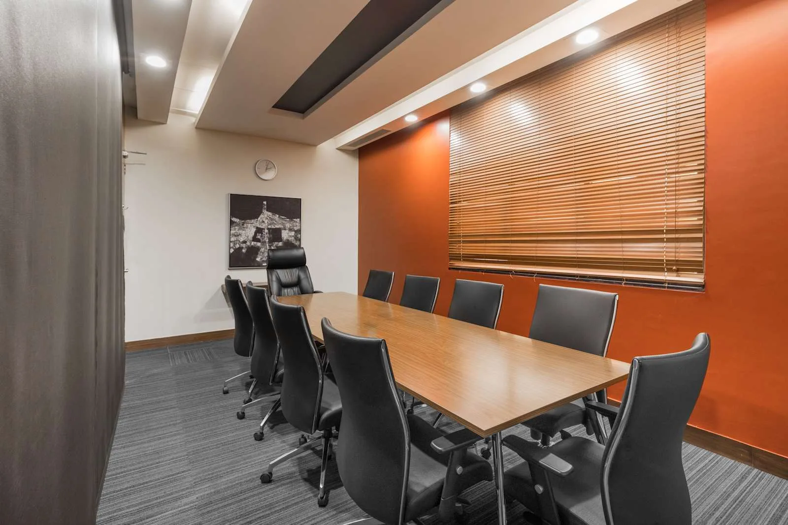 Regus PUNE, Magarpatta City, 10 लोगों के लिए बैठक कक्ष, पुणे