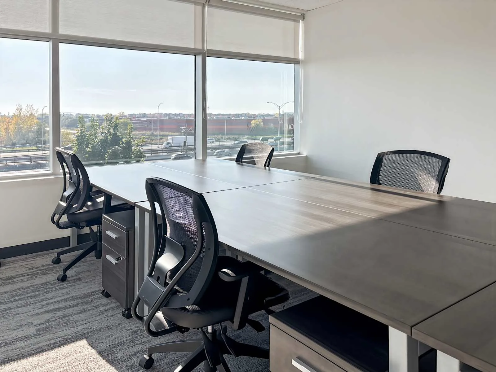 Regus QC, Brossard - 4605 Lapinière Boulevard, Bureau privatif 4 postes, Brossard, QC
