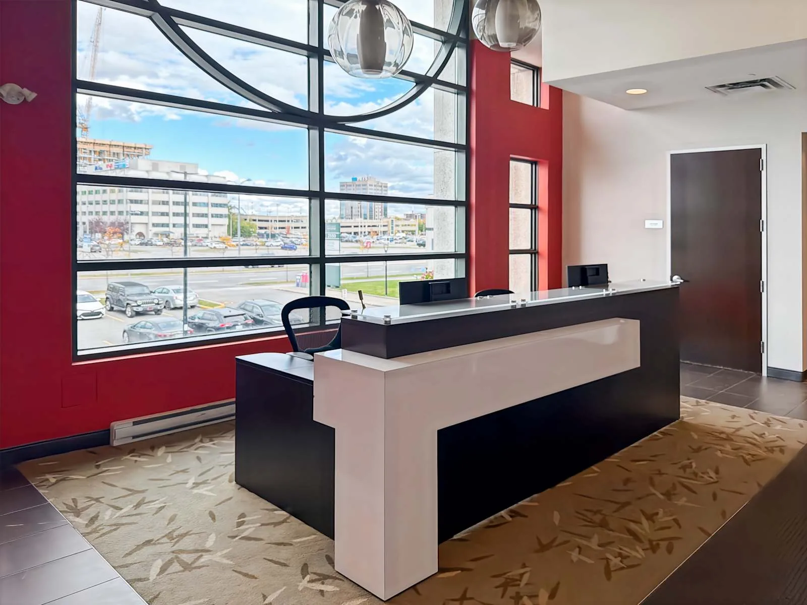 Regus QC, Laval – Carrefour, Reception, Laval, QC