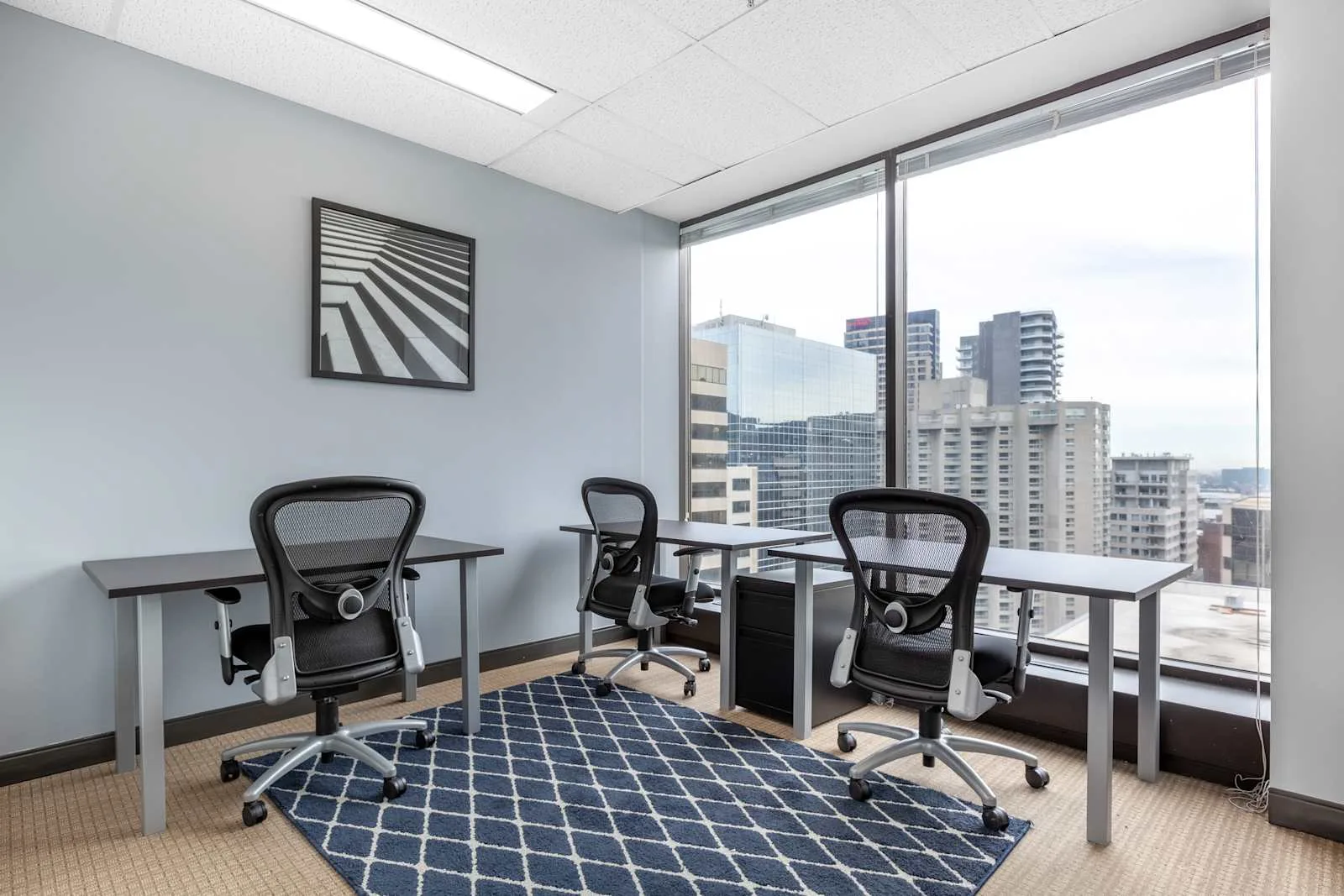Regus QC, Montreal - University Street, Private office, 3 desks, Montreal, QC
