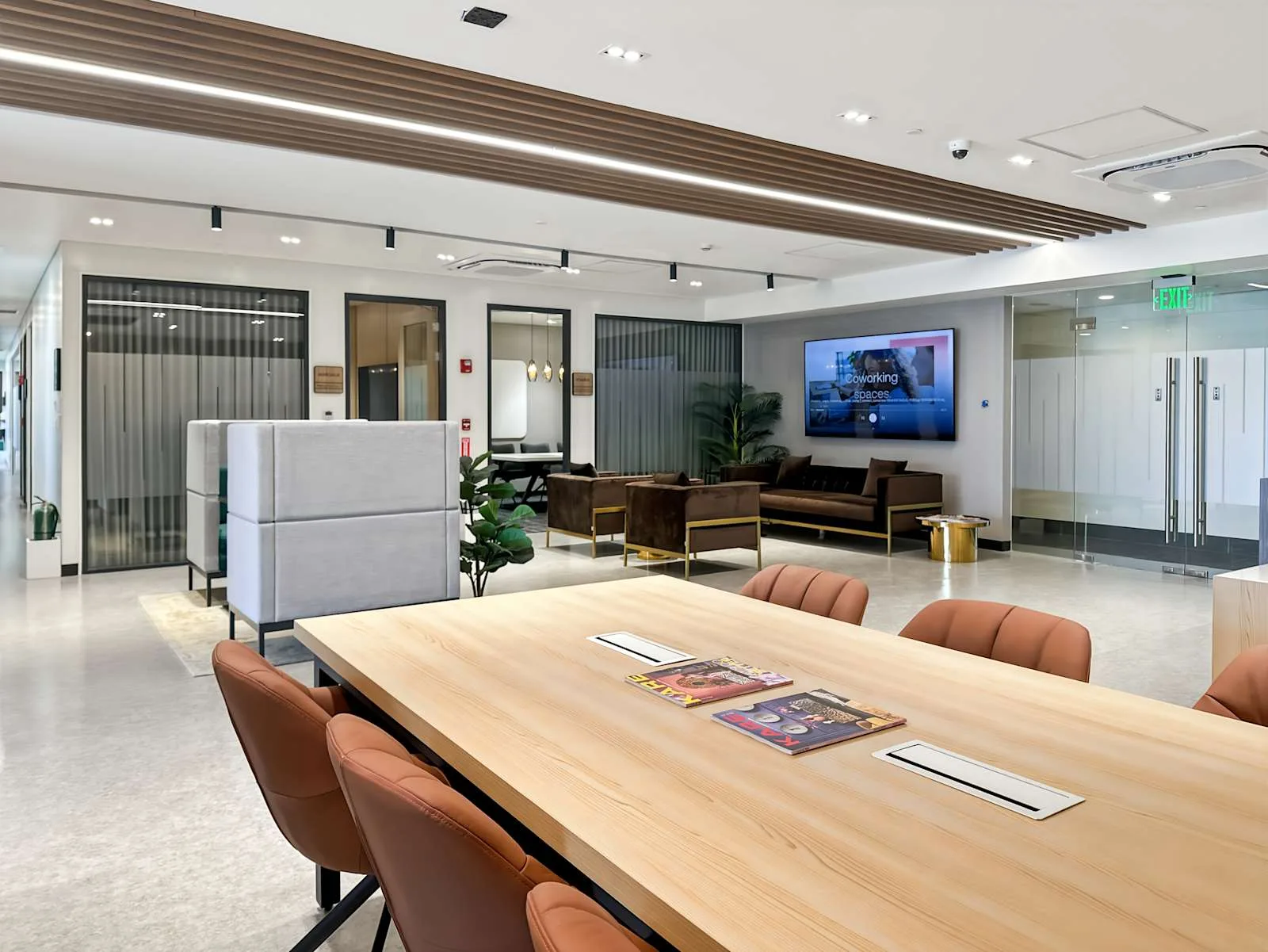 Regus Quezon City, One Vertis Plaza, Coworking space, Quezon City