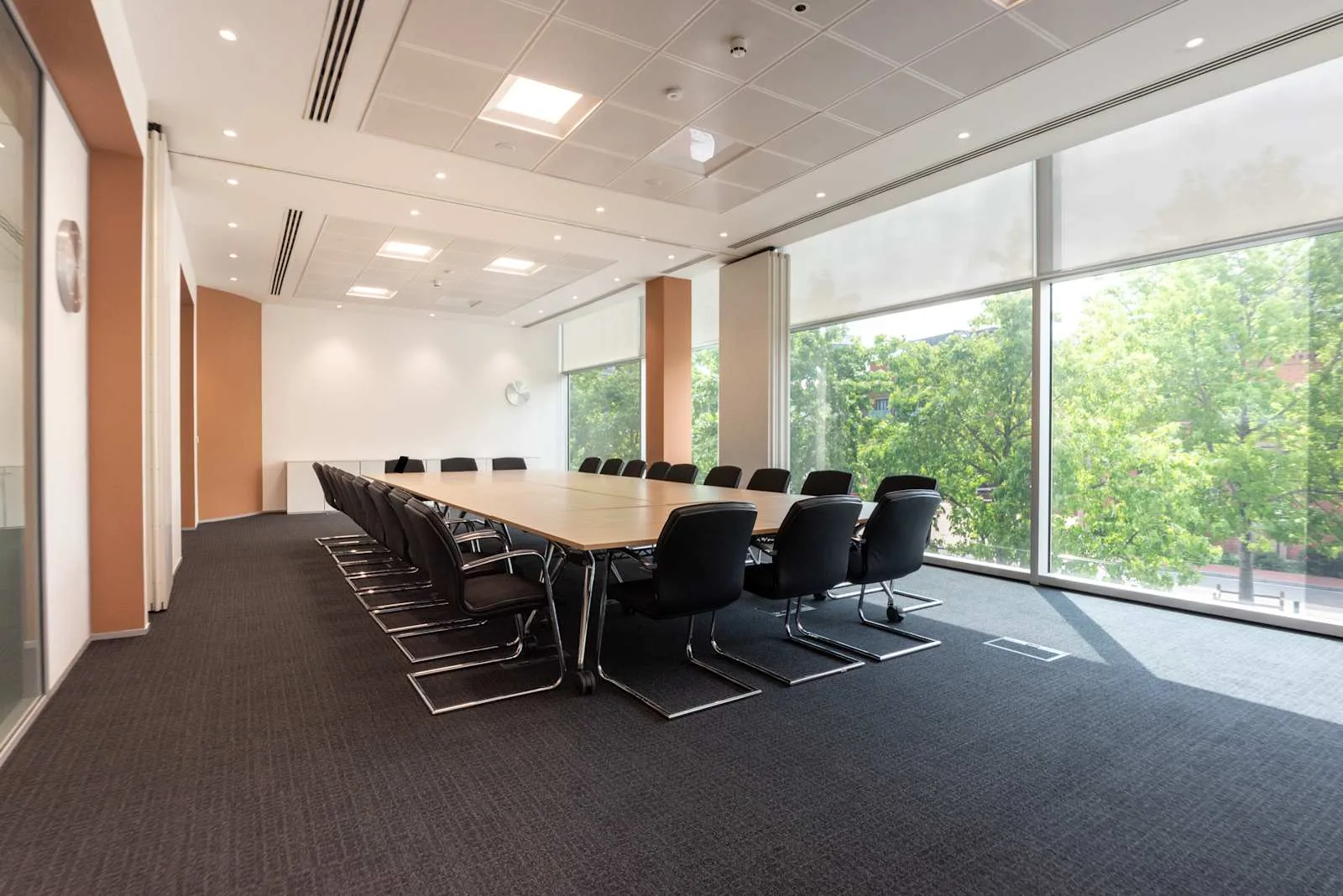 Regus READING, Forbury Square, Meeting room for 20 people, Reading