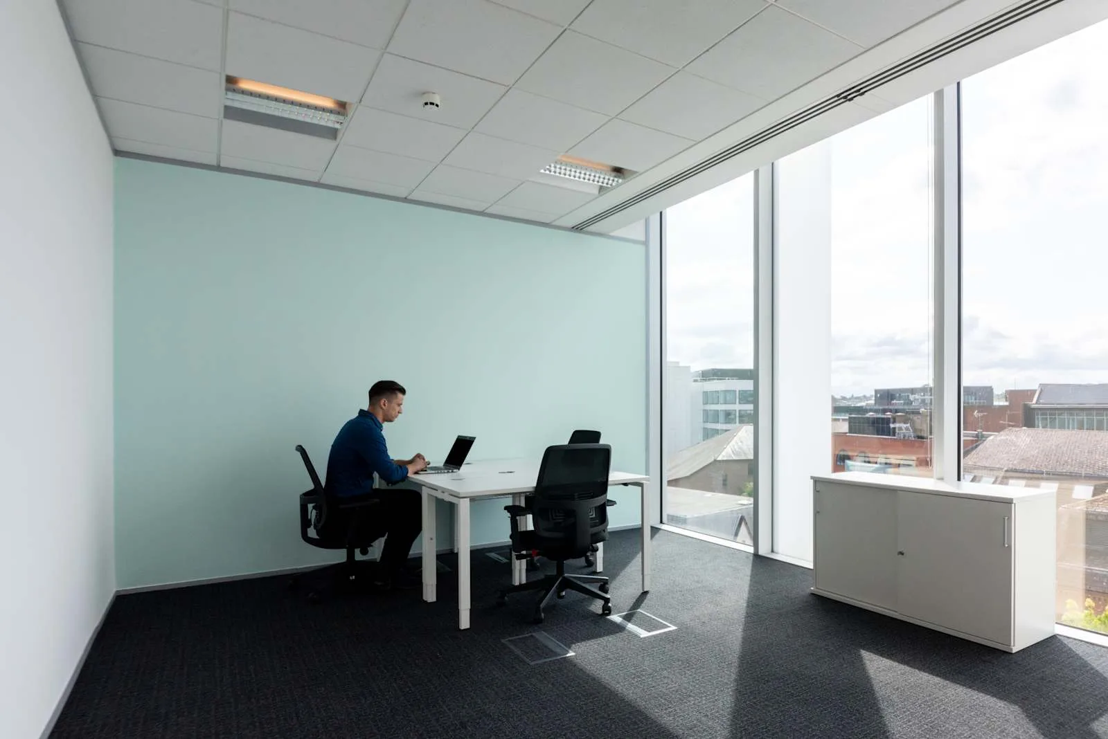 Regus READING, Forbury Square, Private office, 4 desks, Reading