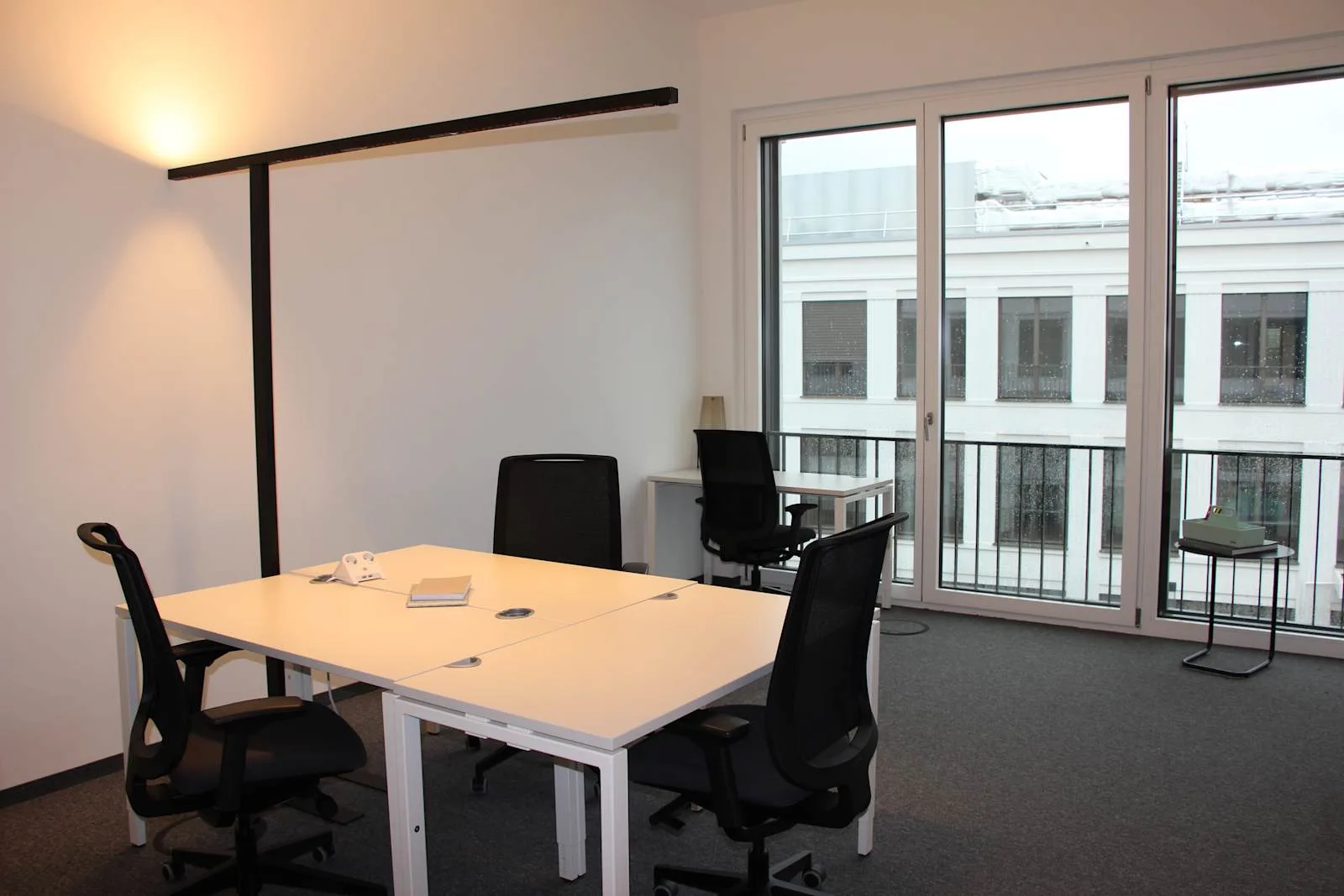 Regus REGENSBURG, Dörnberg, Privatbüro mit 4 Arbeitsplätzen, Regensburg