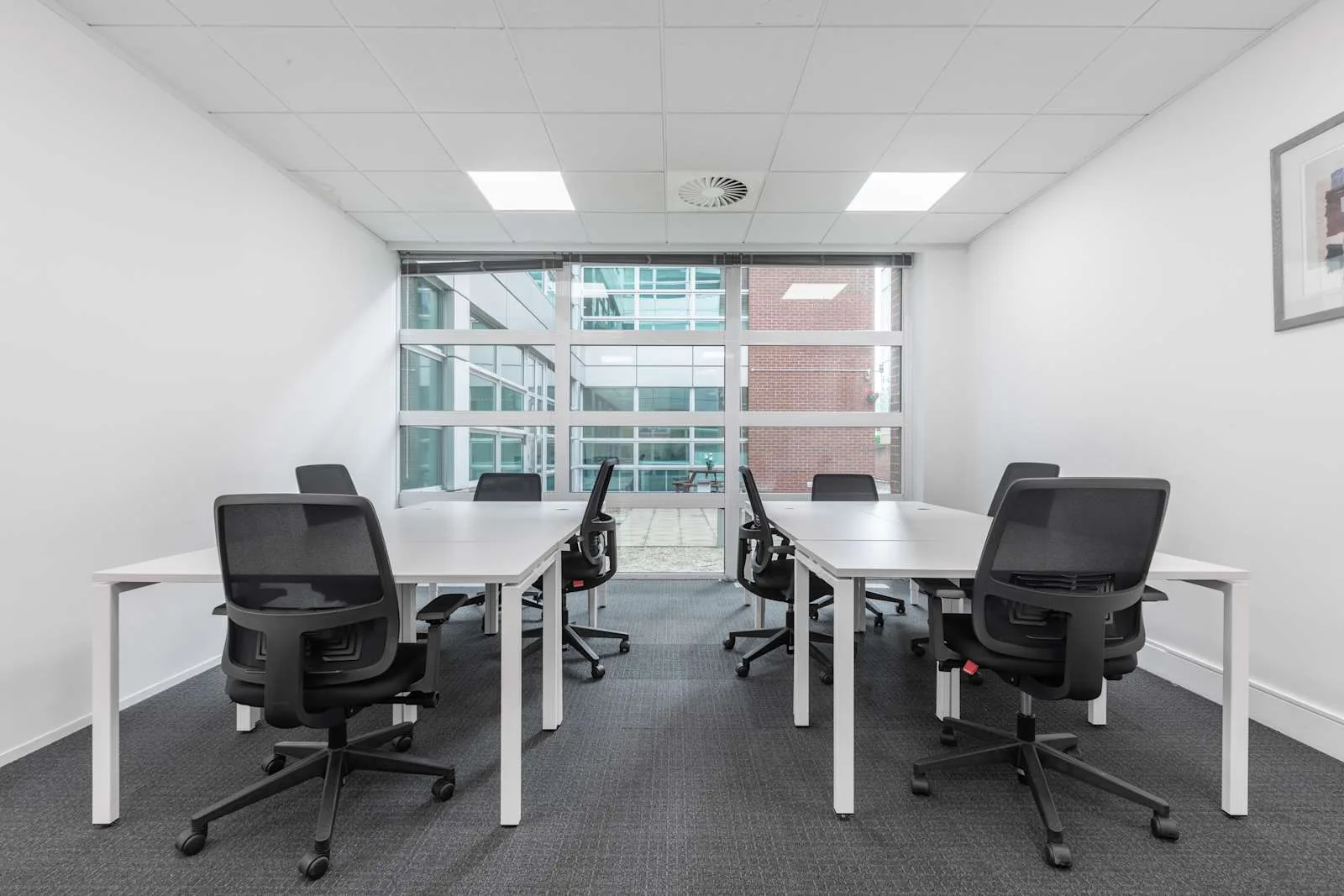 Regus REIGATE, London Road, Private office, 8 desks, Redhill