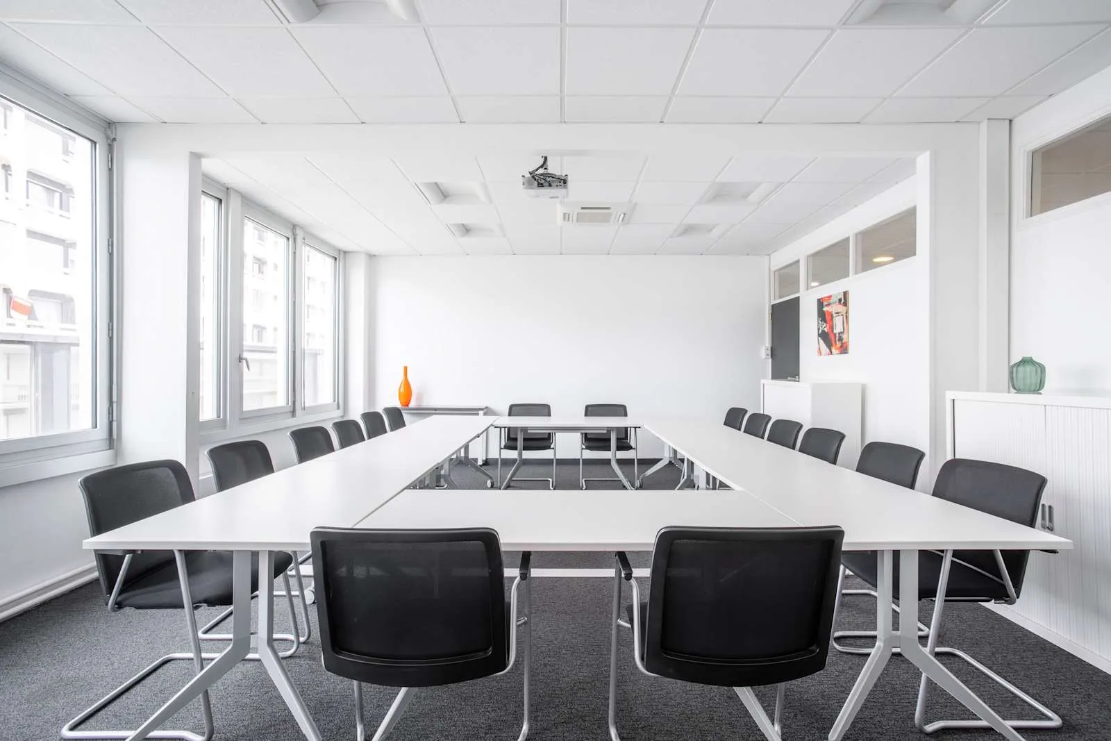 Regus RENNES, 3 soleils, Meeting room for 18 people, Rennes