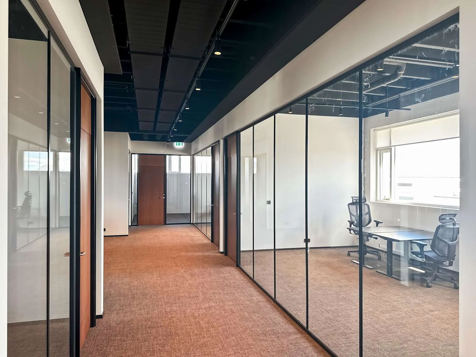 Regus Reykjavík, Köllunarklettsvegur, Reykjavik, photo 2