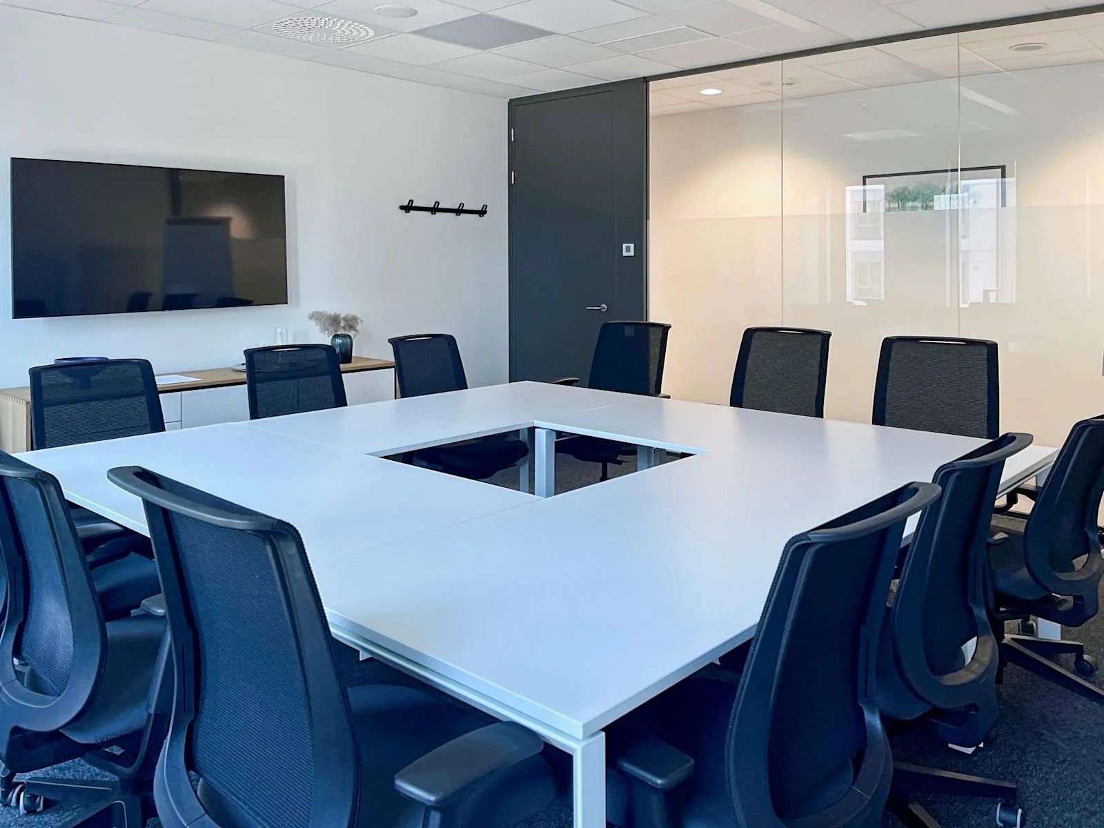 Regus Riga, Business Garden, Meeting room for 10 people, Riga