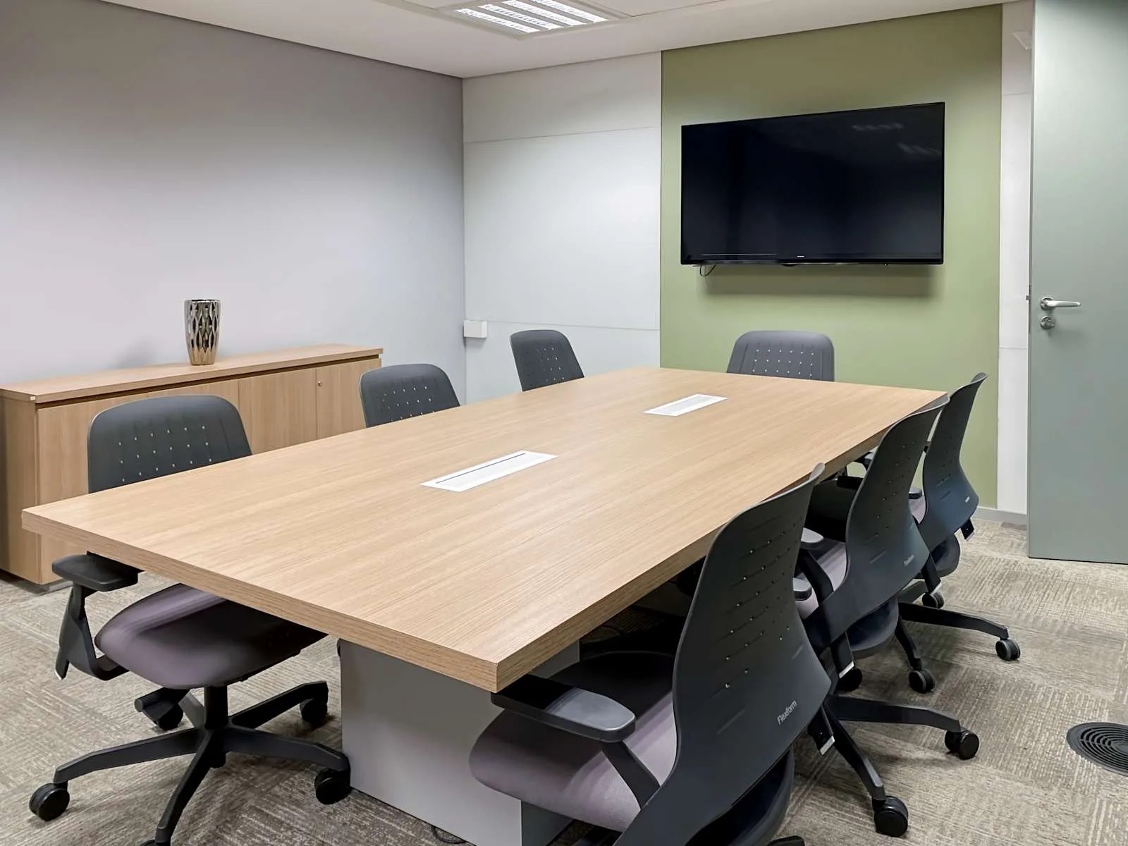 Regus RIO DE JANEIRO, Bolsa de Valores, Meeting room for 8 people, Rio de Janeiro
