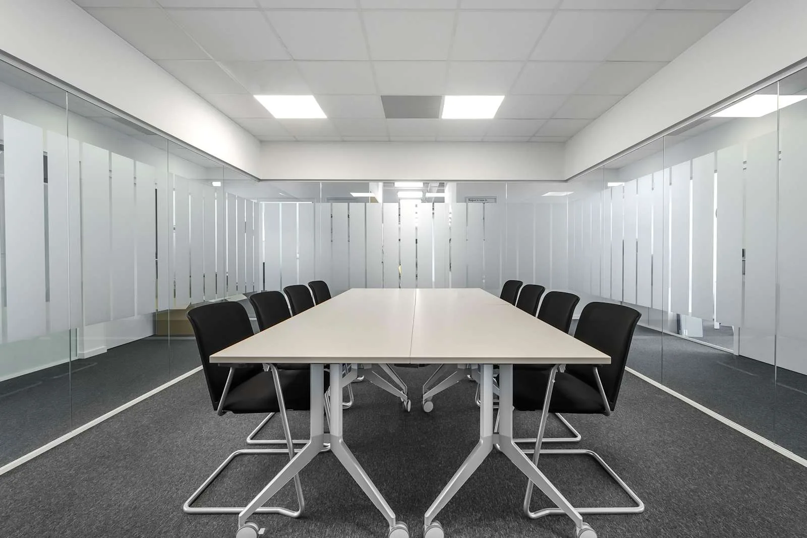 Regus Roeselare West Wing Park, Salle de réunion 8 personnes, Roulers